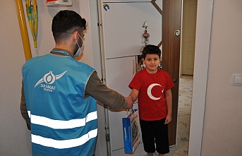Sultangazili Çocuklar Yarışma Hediyelerini Aldı