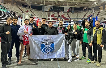 Sultangazili Genç Sporcu Kick Boks Türkiye Şampiyonu Oldu 