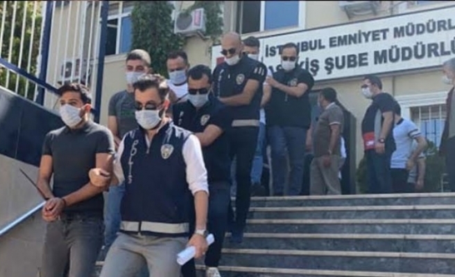 Sultangazi'de 32 araçtan 5 milyon liralık vurgun yapan çete çökertildi
