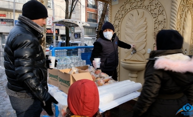 Sultangazi Belediyesi'nden Sıcacık Çorba İkramı