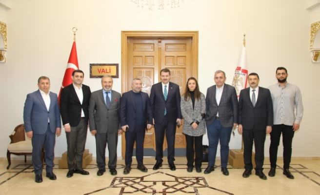 ZASİAD Zara Sanayici İş Adamları Derneği Sivas Valisini Ziyaret Etti 