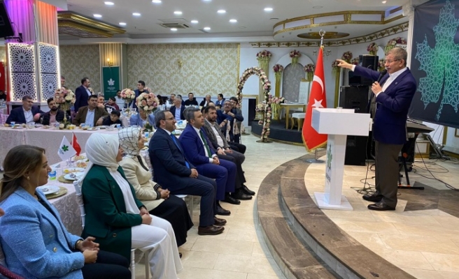 DAVUTOĞLU: SULTANGAZİ'Yİ  SULTANGAZİ'NİN EVLATLARI YÖNETECEK!.