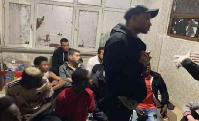 Sultangazi'de göçmenlere 'evlerini kiralayanlara' operasyon: 11 gözaltı