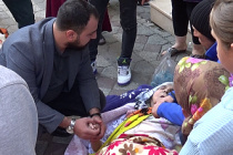 Sultangazi'de yangında mahsur kalan yaşlı kadını komşuları kurtardı