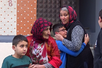Sultangazi'de yangın paniği 2 kişi dumandan etkilendi