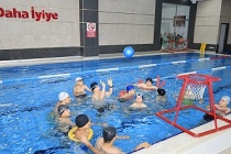 Sultangazi Belediye Başkanı Av. Abdurrahman Dursun'dan sporun her dalına tam destek.
