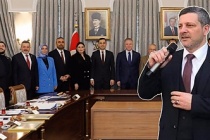 Sultangazi'li muhtar bir ilke imza attı.
