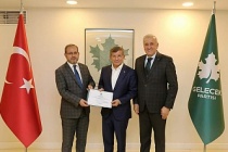Bir Ayağı Ankara'da Olan Altan'a Davutoğlu'ndan Yeni Görev