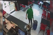 Sultangazi'de Hırsız Geri Dönüşüm Yalanı ile Varil Dolusu Yağ Çaldı: