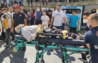 Sultangazi'de yan binanın çatısına düşen...