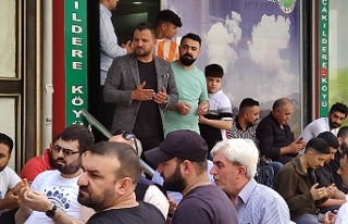 Genç Başkan Baran Çelik Babası Ve Ağabeyi İçin...
