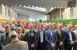 Ünlü radyocu Umut Öztürk'ün eşi kansere...