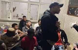 Sultangazi'de göçmenlere 'evlerini kiralayanlara'...