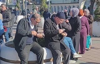 Saadetli Partili kadınlar depremin yıldönümü...