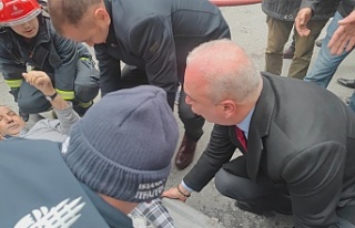 Başkan Ferhat Epözdemir ziyaretleri bırakıp vatandaşların...
