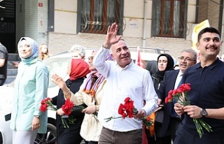Sultangazi’li seçmen bir kez daha Abdurrahman Dursun...