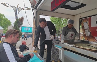 Genç başkan Baran Çelik baba ve ağabeyi için...