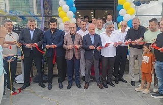Hizmet Vermeye Başlayan Tchibo Cafe'ye Görkemli...