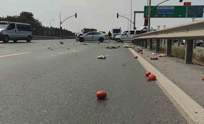 Sultangazi’de yaşlı kadın trafik kazasında yaralanan eşinin başından ayrılmadı