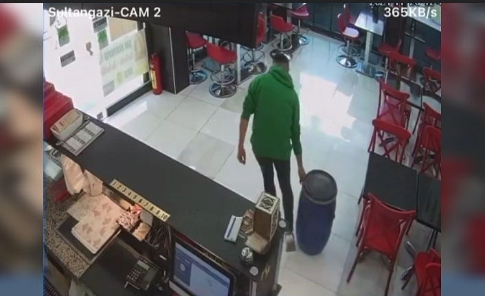 Sultangazi'de Hırsız Geri Dönüşüm Yalanı ile Varil Dolusu Yağ Çaldı: