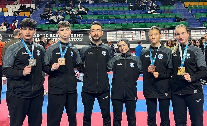 Sultangazili Sporcular 4 Madalya Birden Kazandı 