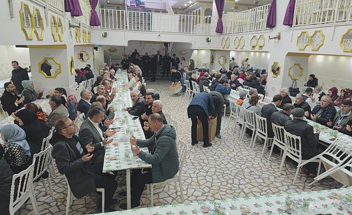 Sultangazi Sinoplular Derneği Geleneksel İftarına Yoğun İlgi